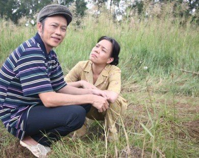 Việt Hương: “Đóng vợ chồng với Hoài Linh rất áp lực”