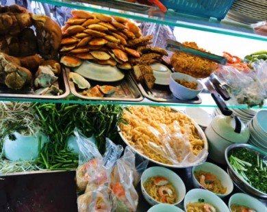 Quán bánh canh cua lạ miệng ở Sài Gòn