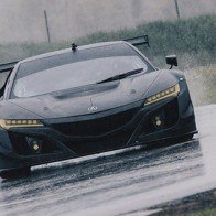 Acura NSX GT3 khoe cơ thể sợi carbon trên một đường thử