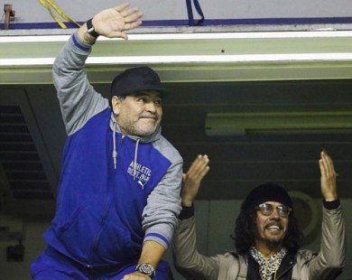 Dẫn dắt ĐT Argentina, Maradona không cần hưởng lương