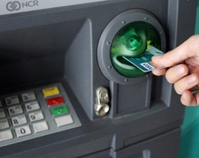 Nhiều nhà băng phớt lờ nâng hạn mức rút tiền ATM
