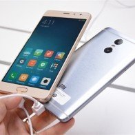 Cận cảnh smartphone máy ảnh kép giá 225 USD của Xiaomi