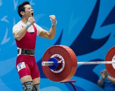 Lực sĩ Thạch Kim Tuấn gây thất vọng ở Olympic