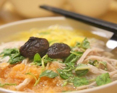 Bún ốc, bún thang phố cổ Hà Nội 