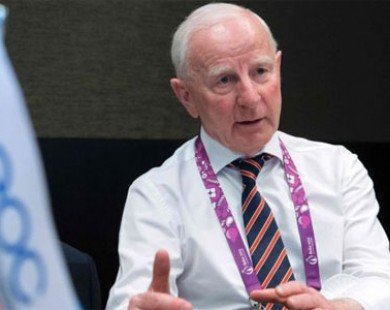 Chủ tịch Ủy ban Olympic châu Âu trả giá đắt vì tội phe vé