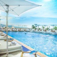 Những khách sạn có sân thượng đẹp nhất thế giới