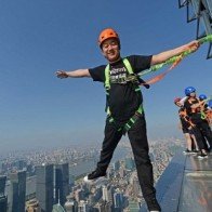 Lối đi không lan can cao nhất thế giới ở Thượng Hải