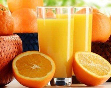 5 loại nước ép trái cây không nên uống khi dùng thuốc