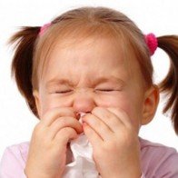 Cách chữa nghẹt mũi cho trẻ đơn giản, hiệu quả