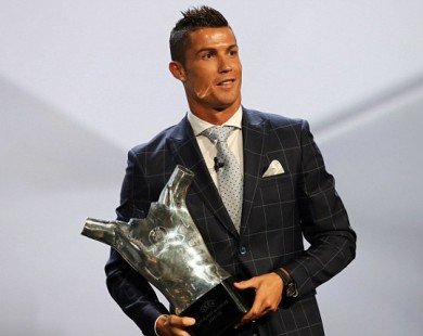 Ronaldo đoạt giải Cầu thủ xuất sắc nhất châu Âu