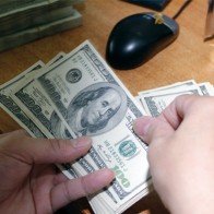 Cuối năm, lãi suất có tăng khi tín dụng tăng tốc?