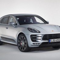 Macan Turbo với Gói Hiệu Suất cao cấp nhất của dòng xe Macan