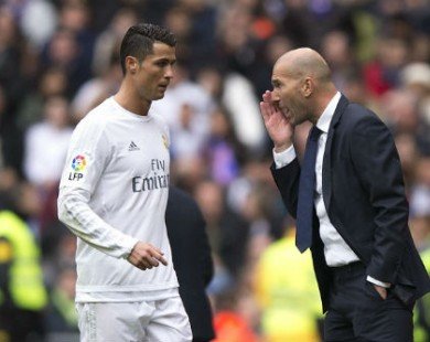 HLV Zidane lên tiếng về chuyện bị Ronaldo văng tục