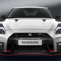 Nissan GT-R Nismo 2017 chính thức chốt giá bán