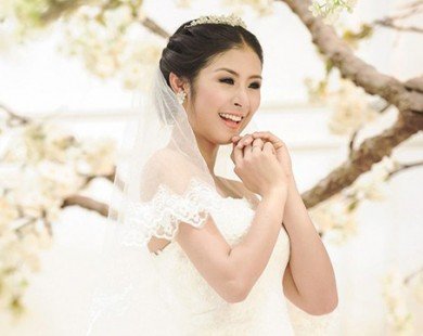 Hoa hậu Ngọc Hân phủ nhận tin đồn kết hôn