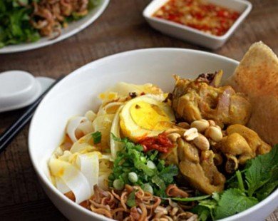 Những quán mỳ Quảng chuẩn vị, ngon và rẻ hút khách ở Hà Nội