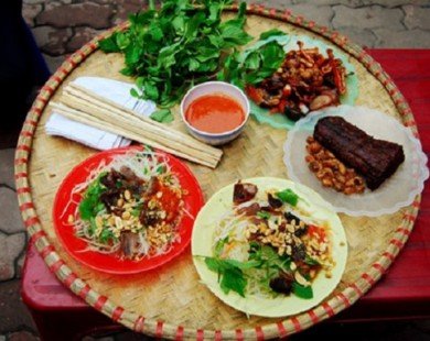 Đủ món ăn vặt ở Hà Nội ứa nước miếng vào mùa thu