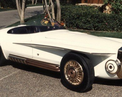 Mercer-Cobra Roadster 1965: Xế cổ mạ đồng 