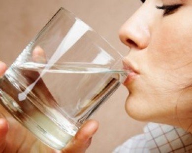 8 điều kỳ diệu sẽ xảy ra nếu uống nước ngay khi thức dậy