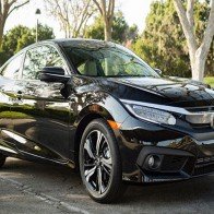 Honda sẽ thu hồi hơn 350.000 xe Civic Coupe và Sedan 2016