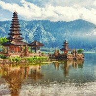 Hành xử đúng mực khi du lịch nước ngoài