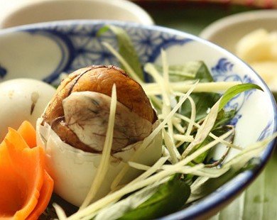 5 điều bà nội trợ Việt phải nhớ khi cho cả nhà ăn trứng vịt lộn