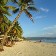 Boracay là hòn đảo được yêu thích nhất năm 2016