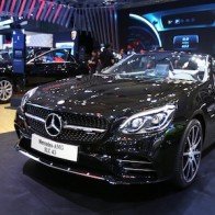 Mercedes-Benz giới thiệu loạt xe tiền tỉ tại Motoshow 2016