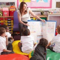 Chuyên gia Anh: Nên giáo dục giới tính cho trẻ từ 3 tuổi