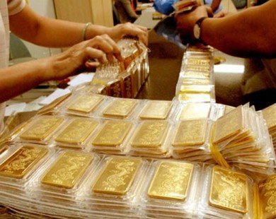 Giá vàng tăng thẳng đứng, lên 37,15 triệu đồng/lượng
