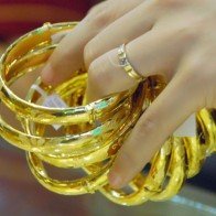 Lại xin nhập vàng nguyên liệu