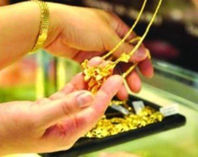 Hút 500 tấn vàng trong dân: Rủi ro nếu lập sàn vàng