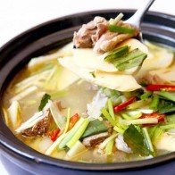 Canh gà nấu măng – ngọt ngon đến giọt cuối cùng
