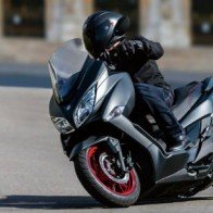 2017 Suzuki Burgman 400 tươi mới, thể thao hơn