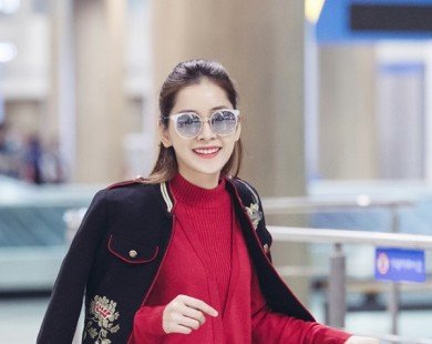 Chi Pu nổi bật ở sân bay Hàn Quốc với trang phục sành điệu