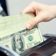 Giữ VND có lợi hơn găm giữ USD