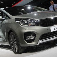 Những cải tiến trên Kia Rondo 2017