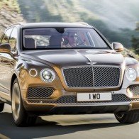 "Xịn" như Bentley Bentayga cũng bị triệu hồi