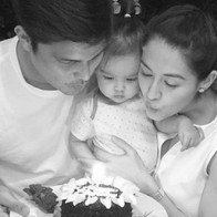 Người đẹp số 1 Philippines rạng ngời mừng con gái 1 tuổi