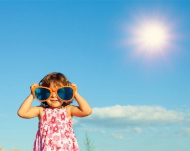 Trẻ sẽ bị cận thị nếu thiếu ánh sáng mặt trời
