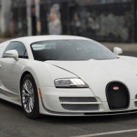 Siêu xe Bugatti Veyron coupe cuối cùng đang được rao bán