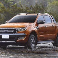 Thị trường bán tải Việt Nam tháng 11 biến động