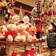 Noel sắp đến, bạn chọn quà gì cho con?