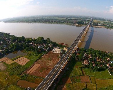 Hà Nội: Mời chuyên gia trị thuỷ thế giới lập quy hoạch 2 bờ sông Hồng