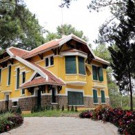 Vé tham quan Dinh 1 Đà Lạt tăng gấp 5 lần