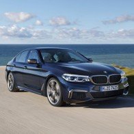 BMW ra mắt M550i hiệu suất cao