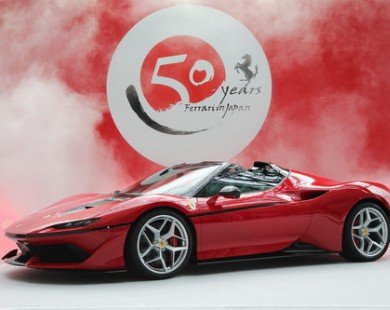Ferrari J50 chính thức ra mắt tại Nhật Bản