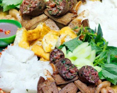 Bún đậu lòng rán, món ăn cho ngày đông ở Hà Nội