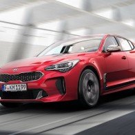 Xe thể thao cao cấp Kia Stinger chính thức ra mắt
