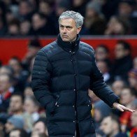 M.U bị cầm hòa, Mourinho châm biếm Liverpool